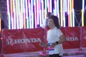 BIB: 462
                            <button type="button" onclick="openModal(23224634)" class="btn btn-primary btn-sm float-right btn-popup" data-toggle="modal" data-target=".modal-high-quality">
                        <i class="fas fa-shopping-cart"></i> Add to Cart
                    </button>
                                            <button type="button" onclick="isThisMe(23224634, true)" class="btn btn-success btn-sm float-right btn-popup btn-isme hidden" data-toggle="tooltip" data-placement="bottom" title="นี่คือรูปของคุณใช่ไหม คลิกที่นี่เพื่อเอาเข้าอัลบั้ม">
                        <i class="fas fa-plus"></i> Add to album
                    </button>
                    <button type="button" onclick="isThisMe(23224634, false)" class="btn btn-warning btn-sm float-right btn-popup btn-isnotme hidden">
                        <i class="fas fa-ban"></i> Remove from album
                    </button>